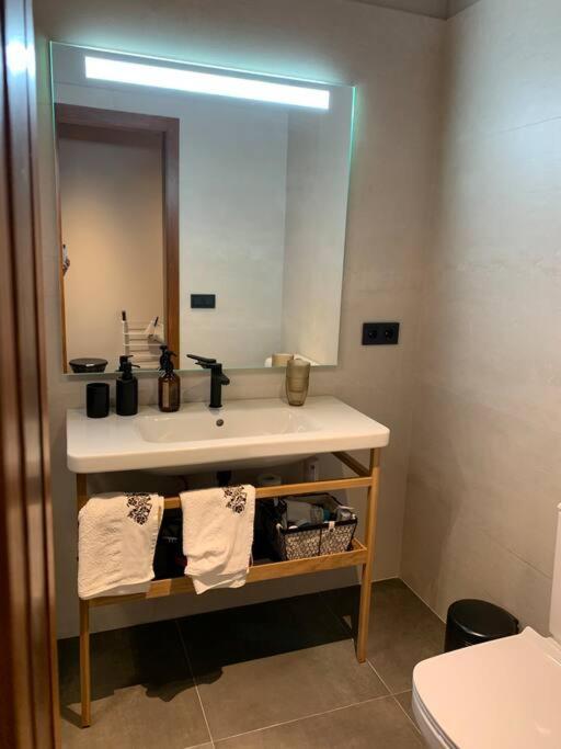 Apartament Place Of Charm And Tranquility Hut7558